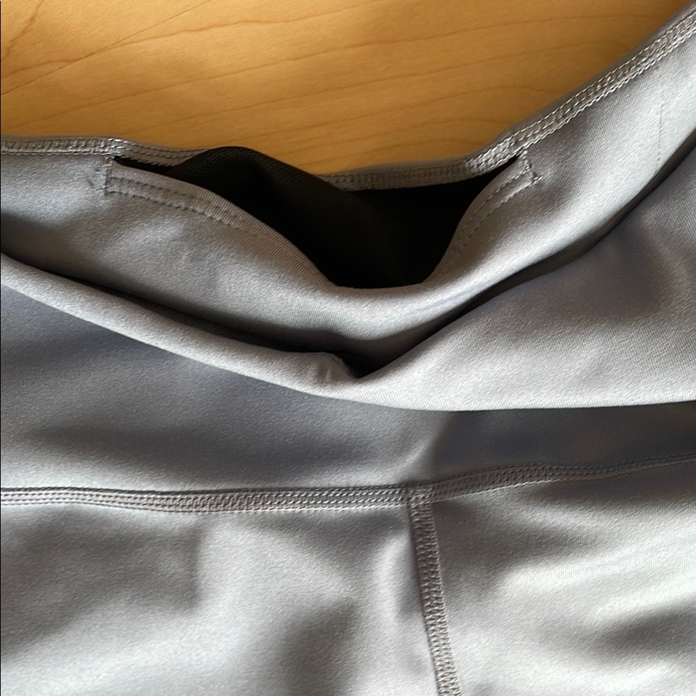Nike Women's One High-Waisted Biker Shorts 6” Inseam - Grey - Picture 3 of 5
